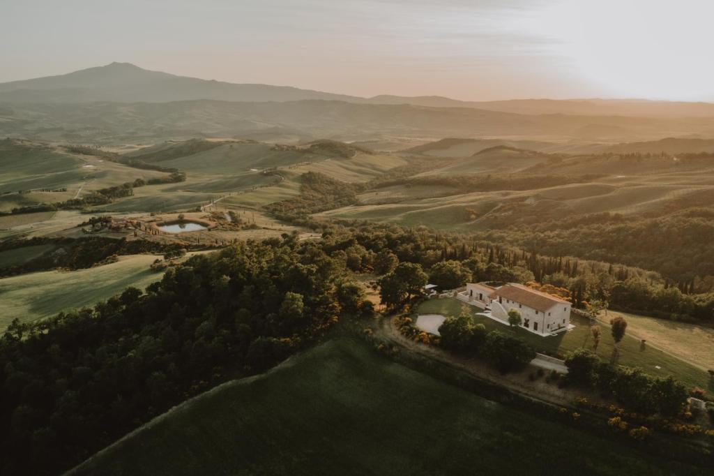 Ptičja perspektiva nastanitve Rural Tuscany - Luxury Villa Monticelli