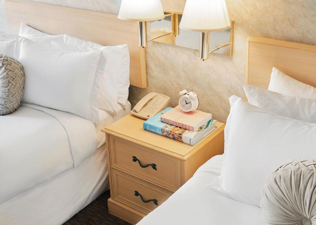 Glendale Express Hotel Los Angeles - 