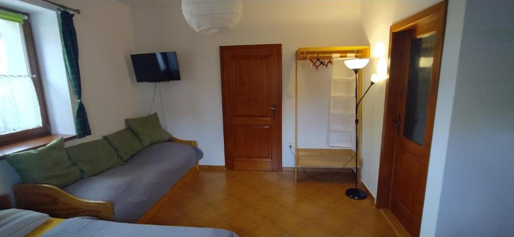 TV a/nebo společenská místnost v ubytování Apartments Anna