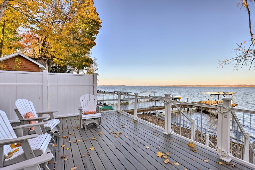 Lakefront Romulus Retreat with Private Dock!, Romulus (updated prices 2024)