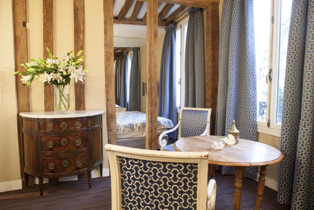 Hôtel Le Relais Saint-Germain - Resim 44