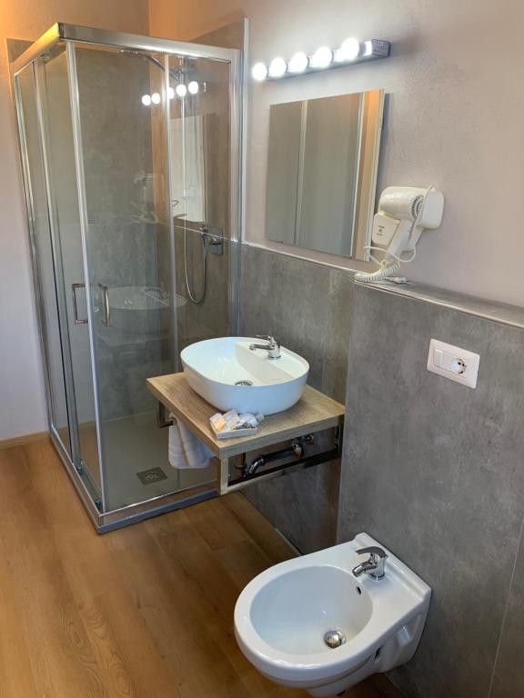 Koupelna v ubytování Piccola Dimora B&B