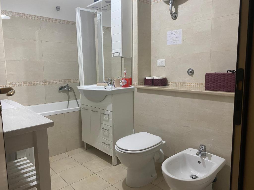 Cozy apartment 2bedroom in center of Rome (Termini - Two-Bedroom Apartment