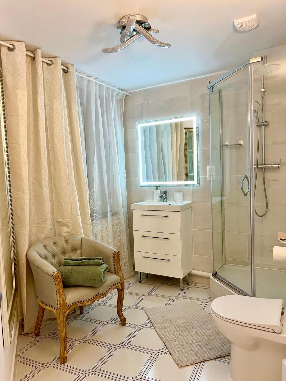 Louis & Elza Old Town Romantic apartments - 8