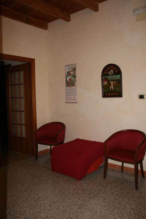Posedenie v ubytovaní JLL Room