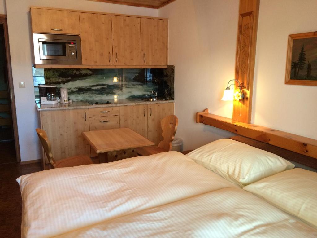 Kuchyň nebo kuchyňský kout v ubytování Appartement Aigner