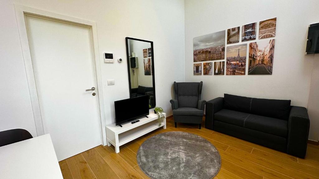 OneLuxStay near Fashion District - One-Bedroom Apartment