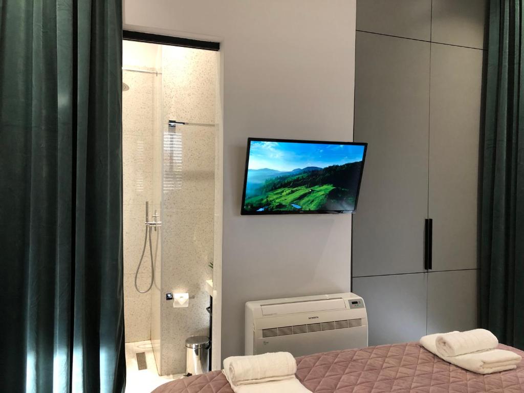 Urban Stay Tirana Deluxe - Image 2