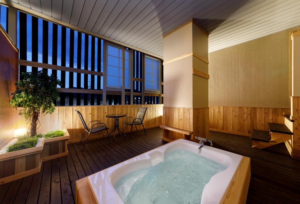 Fotografie z fotogalerie ubytování HOTEL HanaBi 長良の湯 -大人専用- v destinaci Gifu
