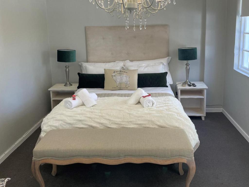 La Belle Guest House - 