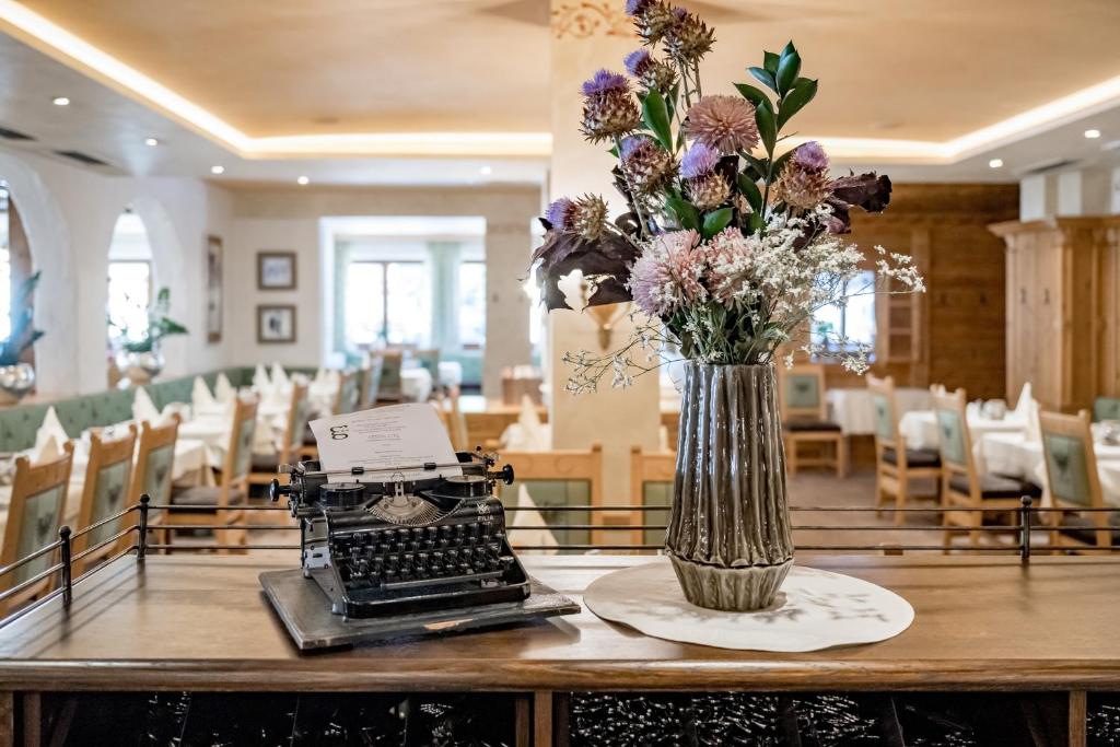 Restaurace v ubytování Hotel Grauer Bär
