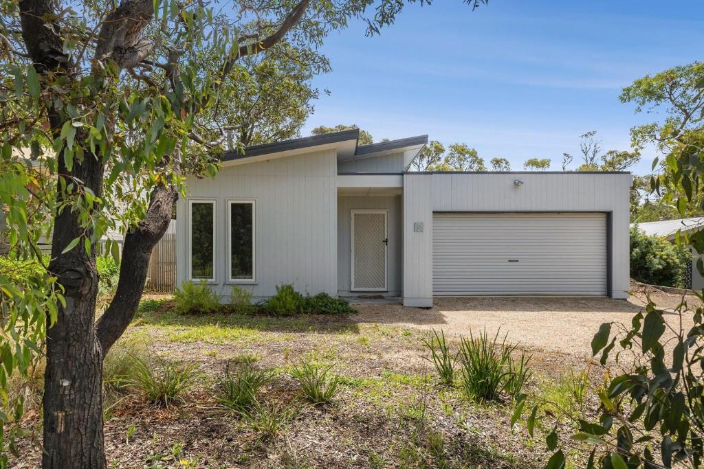 Currawong, Aireys Inlet (updated prices 2024)