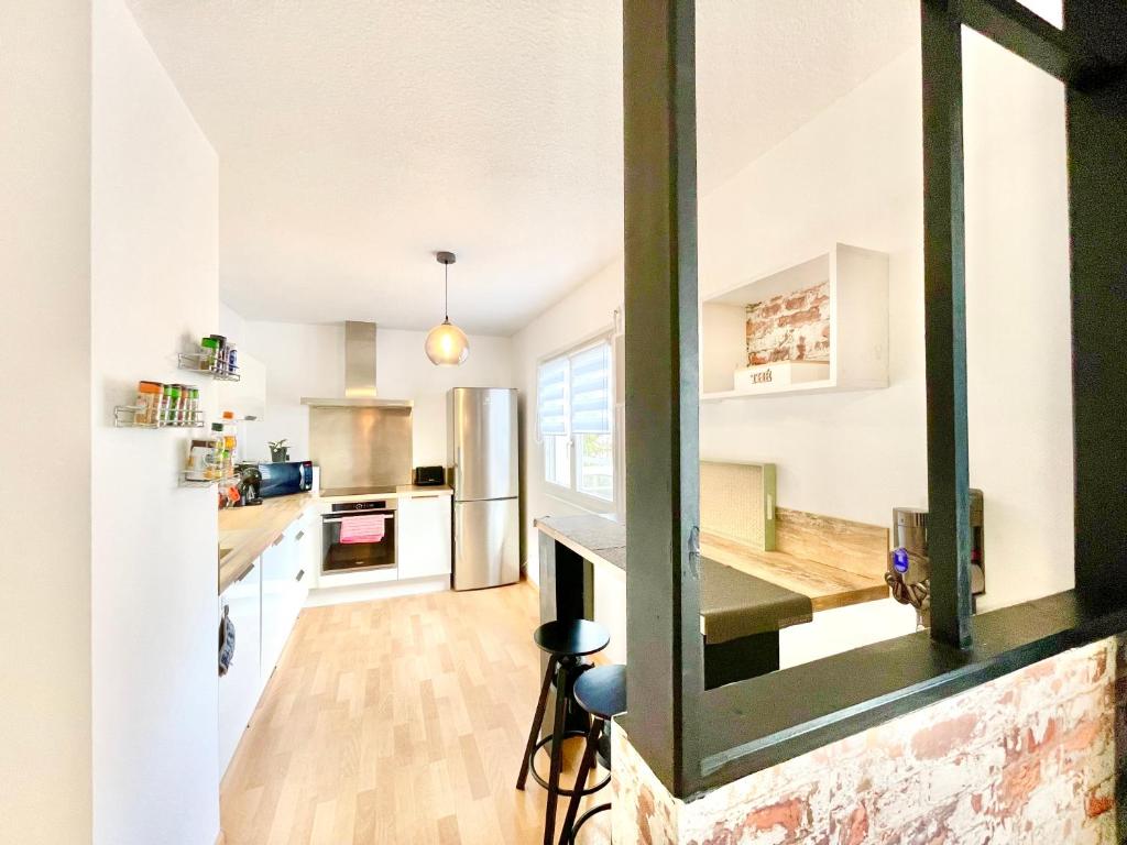 Centre Ville - Balcon - Parking gratuit - 2