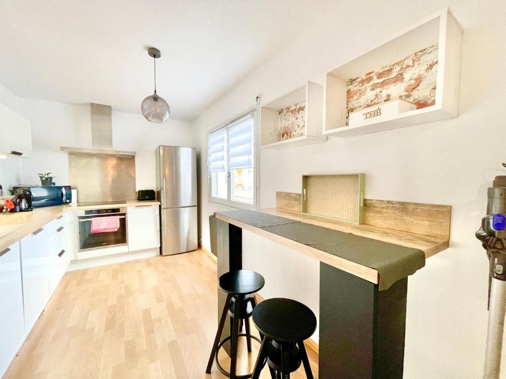 Centre Ville - Balcon - Parking gratuit - 14