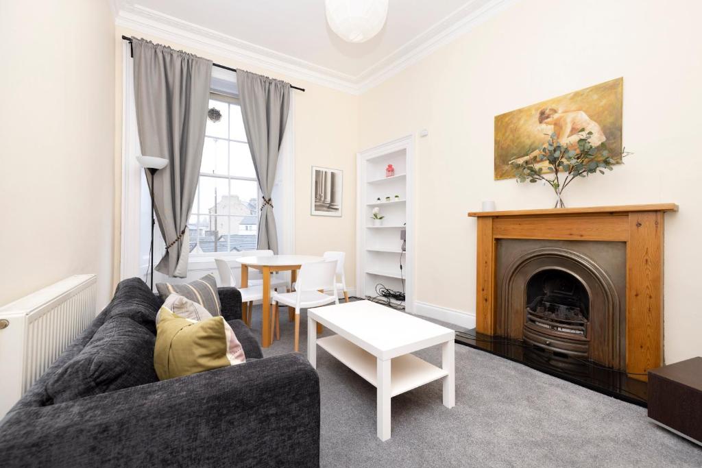 ALTIDO Inviting 2-bed apt in Stockbridge