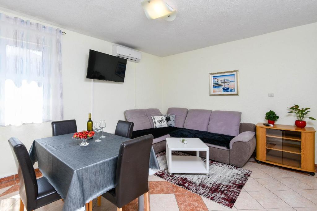 Posezení v ubytování Holiday Villa Perna
