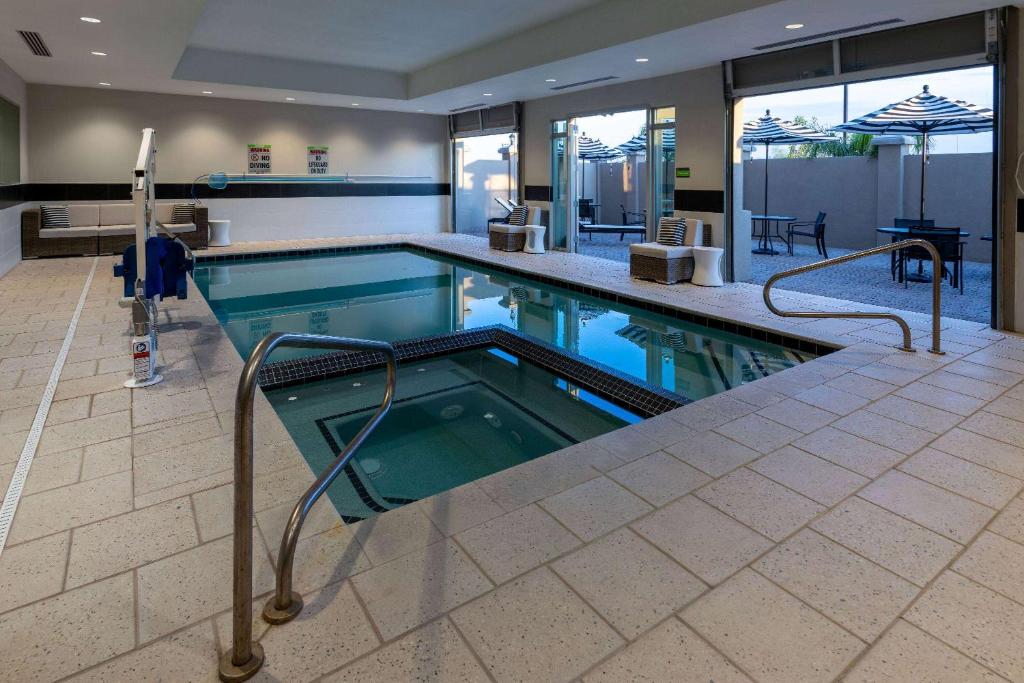 La Quinta Inn & Suites by Wyndham Maricopa Copper Sky photo