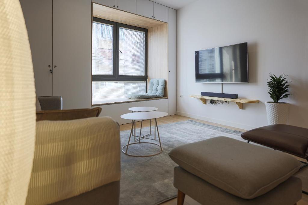 Apollo Apartment by Holistay - Image 5