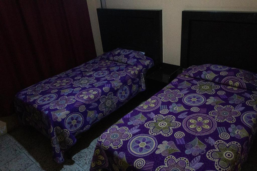OYO Hotel Colón, Plaza Bicentenario, Zacatecas Centro - Standard Two Single Beds