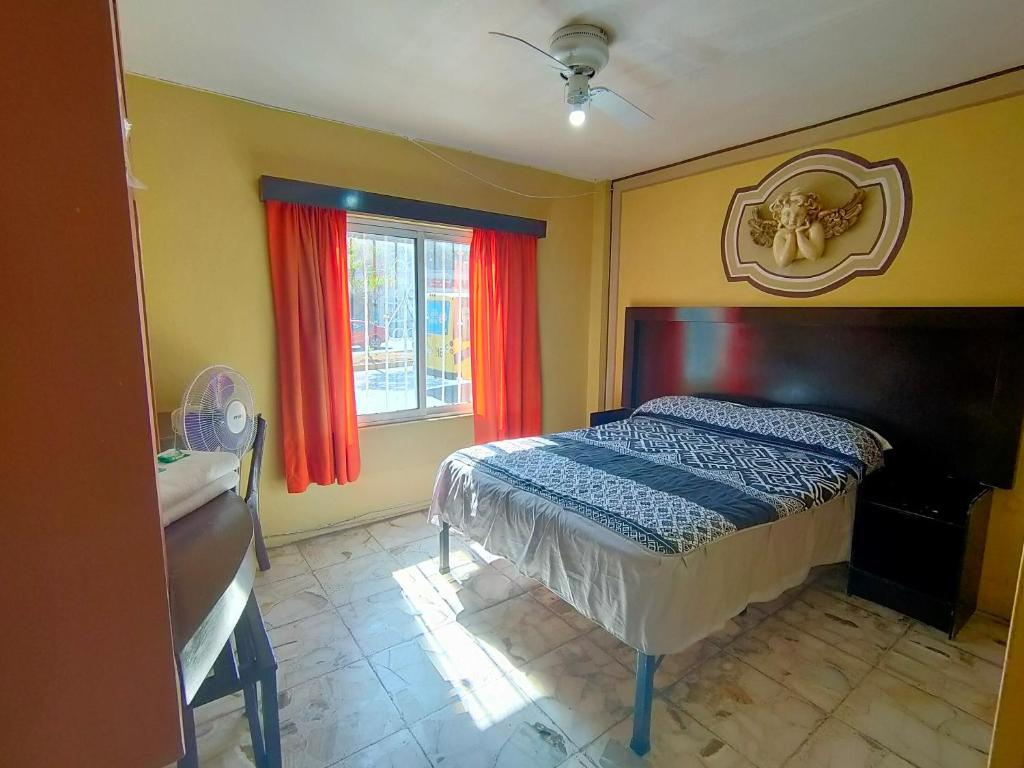 OYO Hotel Colón, Plaza Bicentenario, Zacatecas Centro - Standard