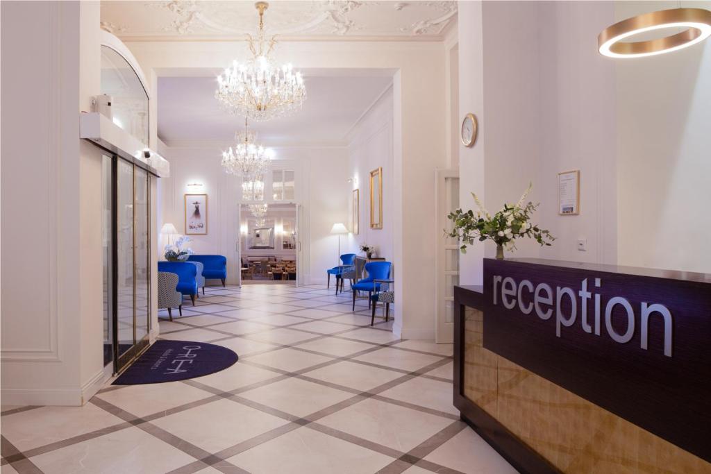 Vstupní hala nebo recepce v ubytování OREA Spa Hotel Palace Zvon Mariánské Lázně