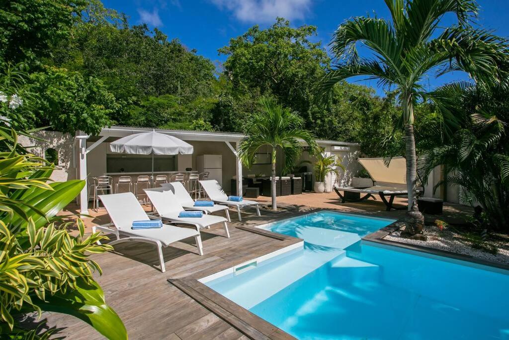 Villa Elé, 4 chambres, jardin tropical et piscine