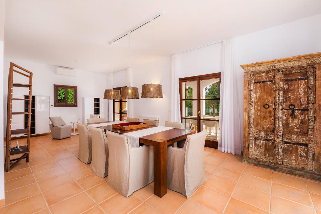 Fotografie z fotogalerie ubytování Villa Font de sa Cala v destinaci Font de Sa Cala
