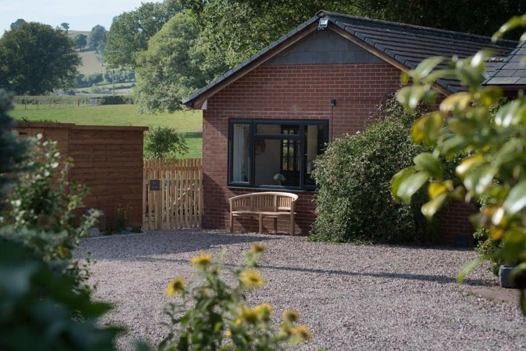 The Garage, Welshpool Updated 2023 Prices