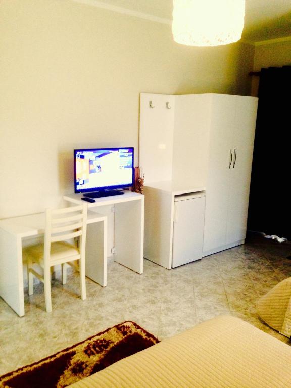 Hotel Nika - Dreifachzimmer Mit Balkon