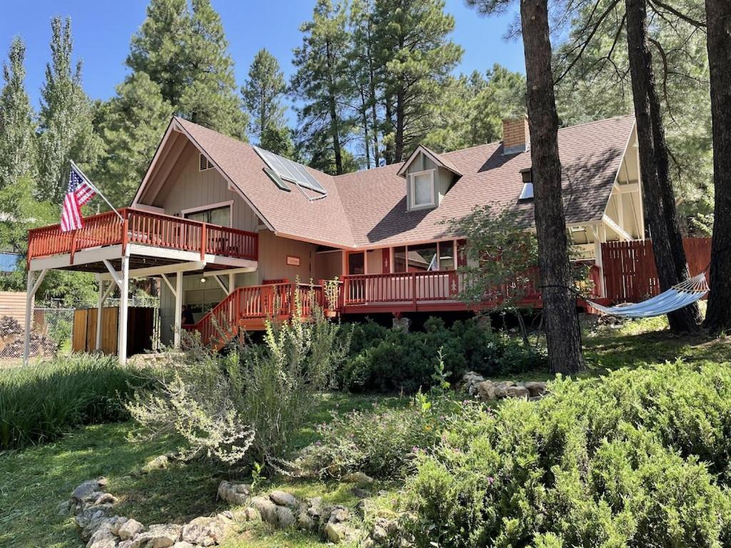 Vacation Home It's Pine Time at Mountainaire!, AZ