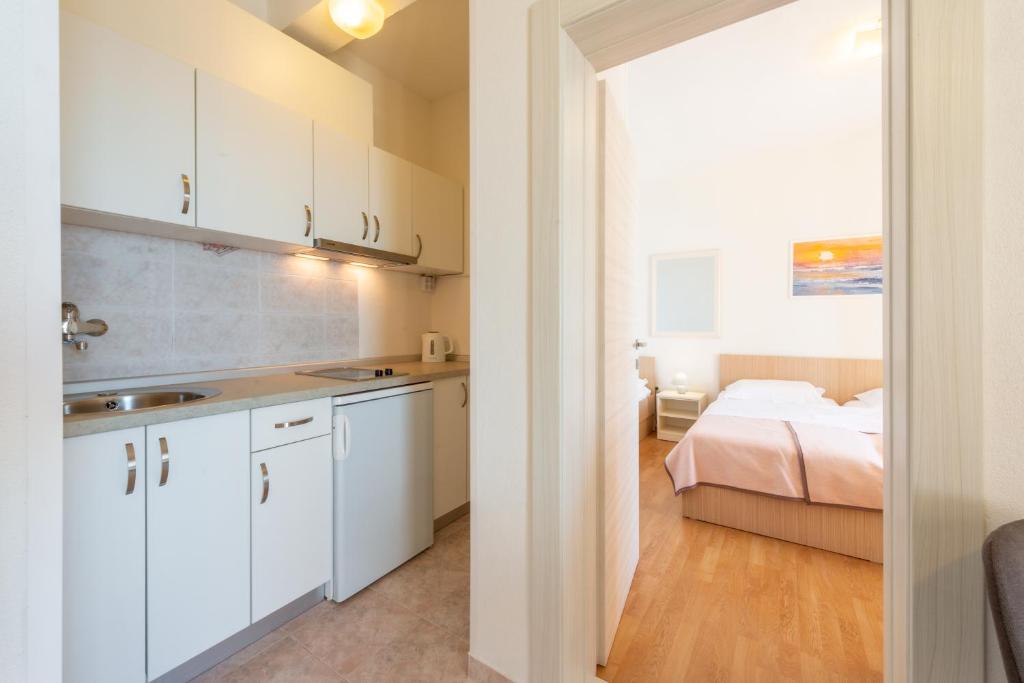 Apartments Mrkan - 8