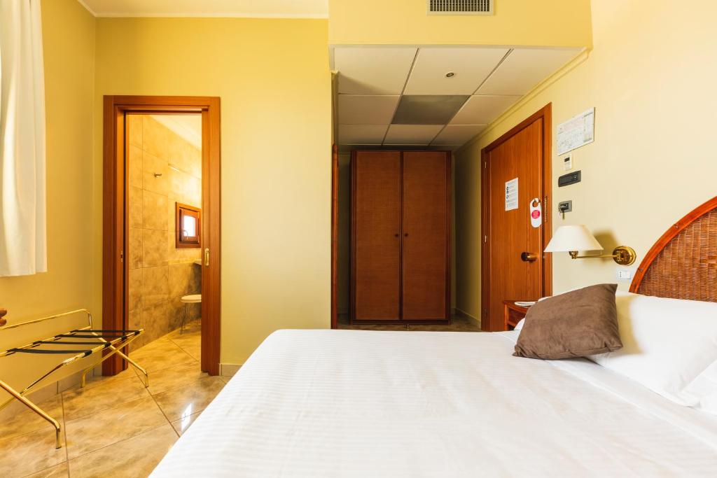 Apulia Hotel Taranto Ara Solis - Camera Doppia Economica