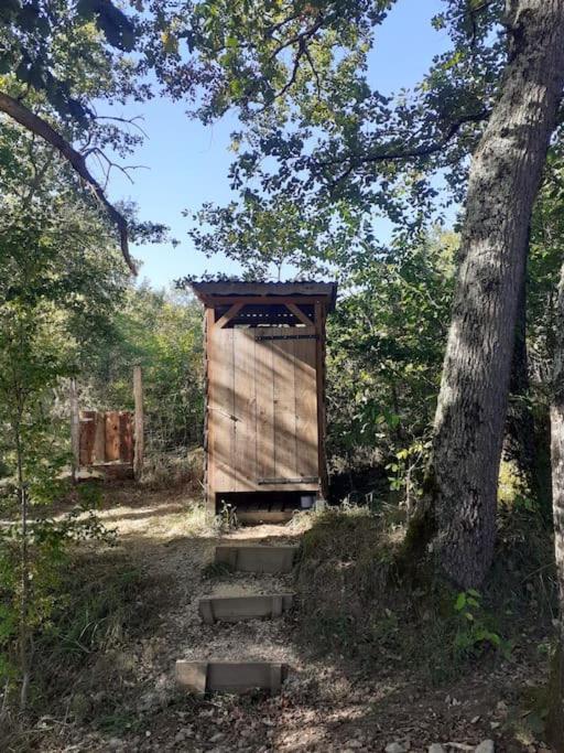 Budova, v ktorej sa dovolenkový dom nachádza