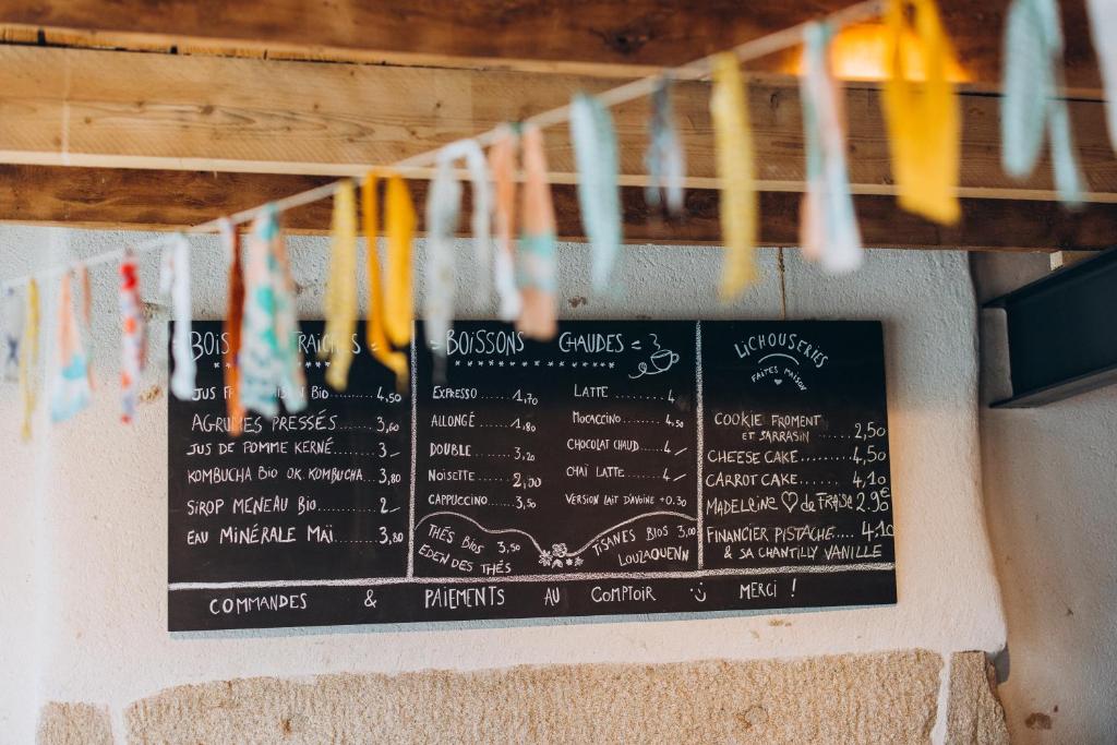 Certifikát, hodnocení, plakát nebo jiný dokument vystavený v ubytování Bigouden Makers