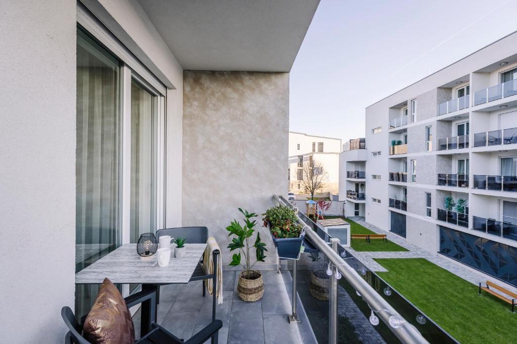 Balkón alebo terasa v ubytovaní Amadé Apartmanok 2