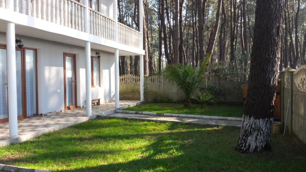 Villa Il Piccolo Paradise the Italian haven in Black Se Ureki