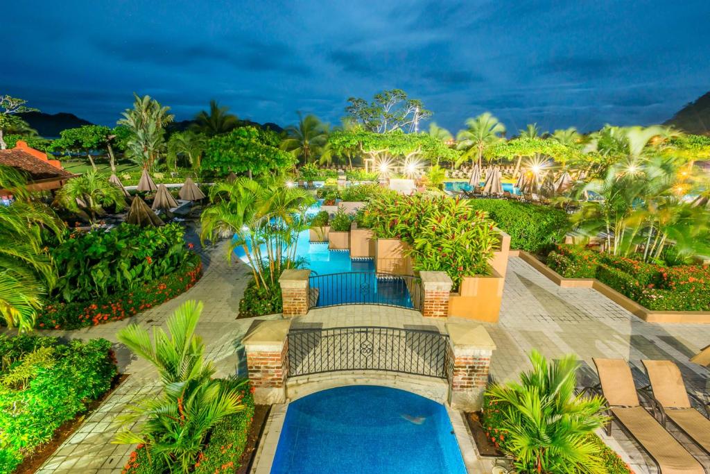 Bazén v ubytování Los Sueños Marriott Ocean & Golf Resort nebo v jeho okolí