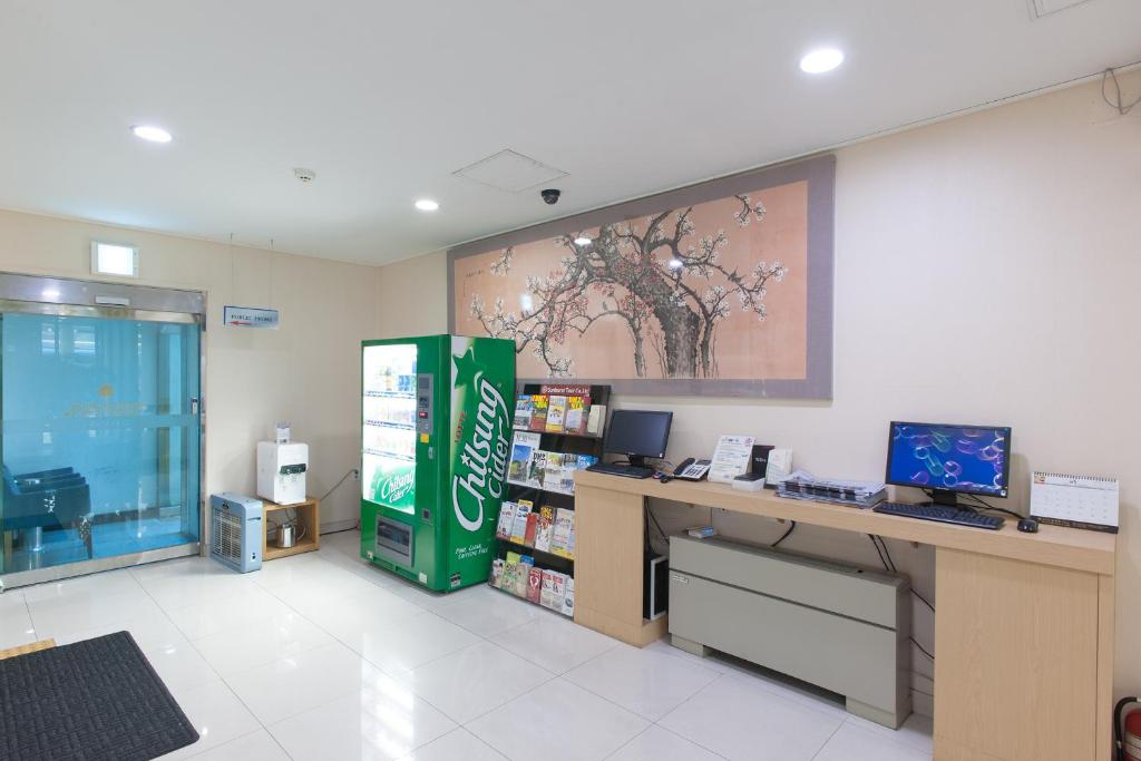 ベニキア ホテル フラワー 韓国 ソウル Booking Com