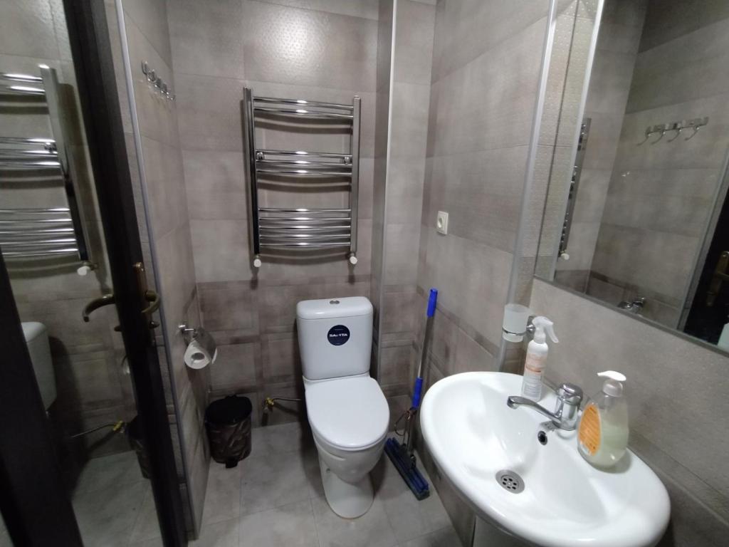 Bany a Gogichas tower