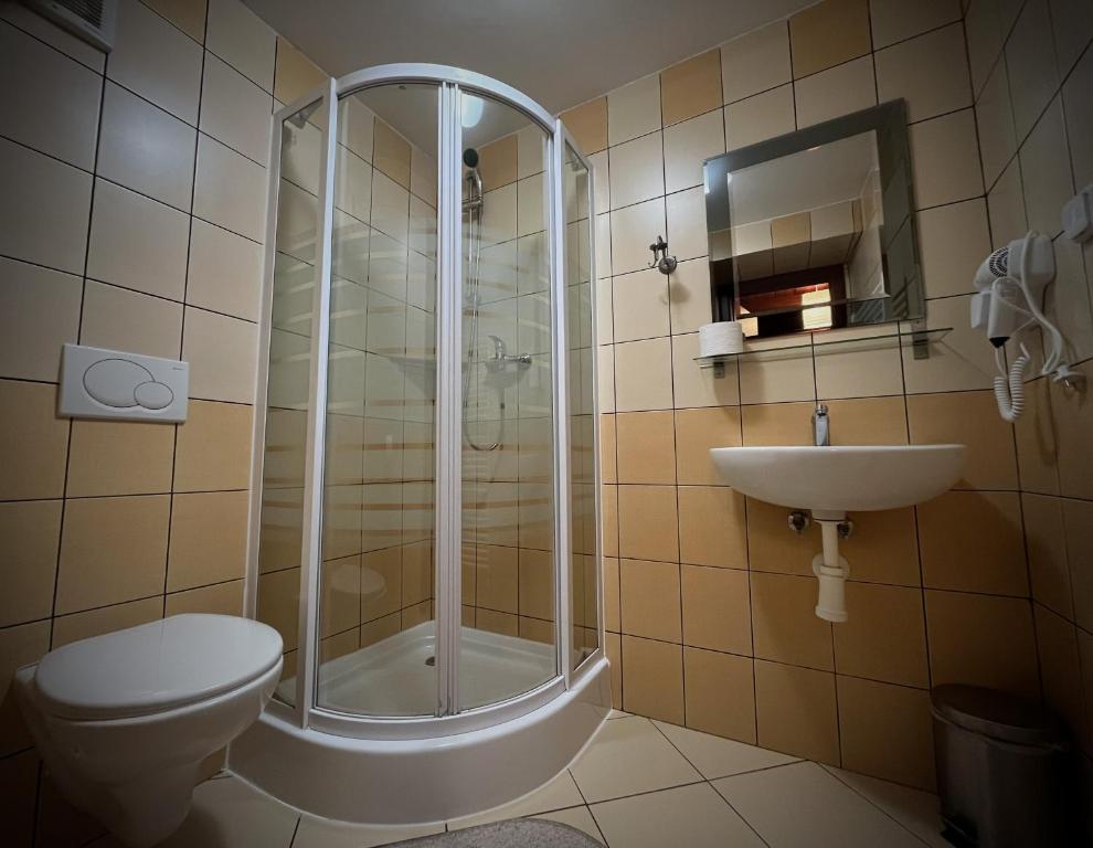 Kúpeľňa v ubytovaní Penzión Pri Kaštieli Záturčie