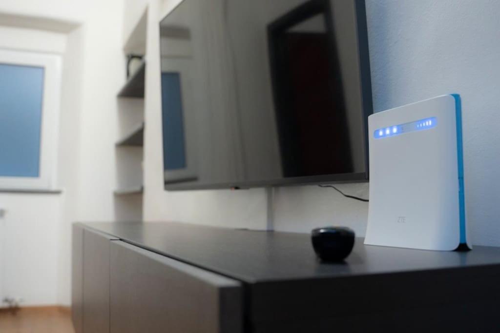 A kitchen or kitchenette at Hulu