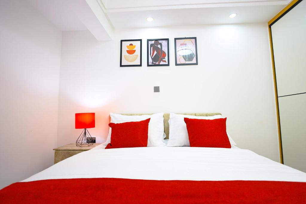 Postel nebo postele na pokoji v ubytování Elite Luxury Apartments Kilimani - A 2 Bedroom Oasis of Serenity