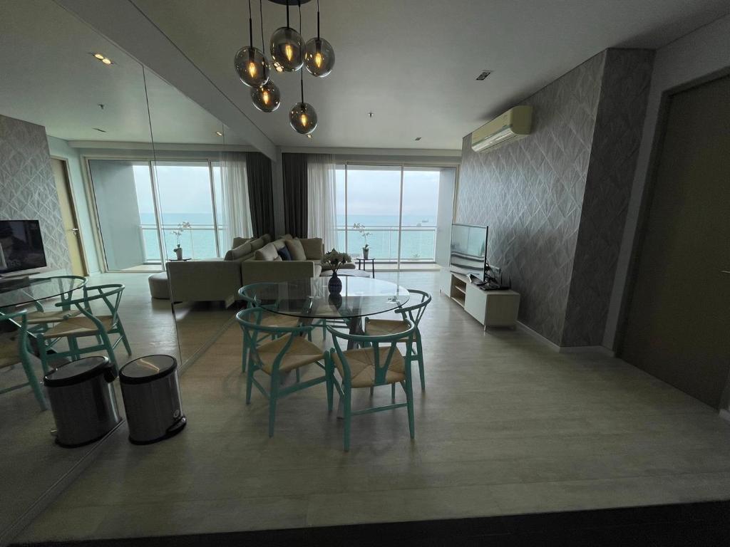 Residence By Hello Pattaya At Veranda - Suite With Lake View