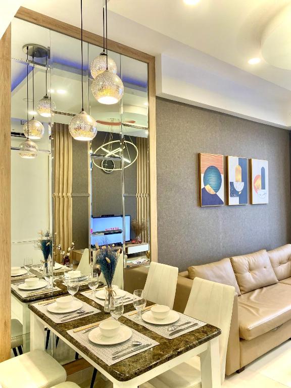TripleTrees Apartment at Saigon Central - Rivergate Residence District 4 - Two-Bedroom Apartment