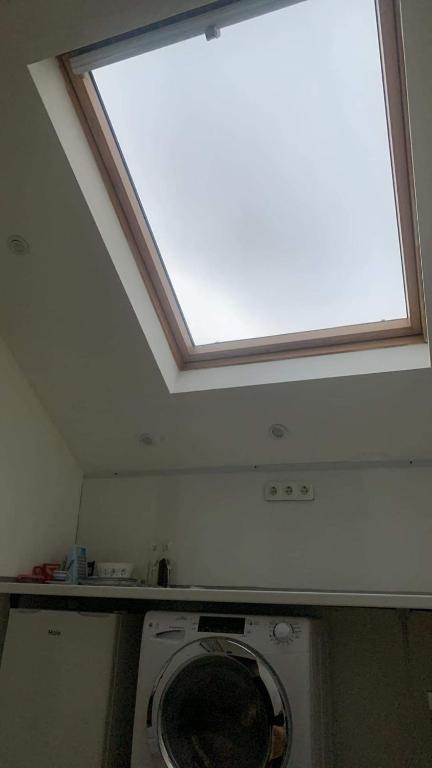 Top center roof apartment