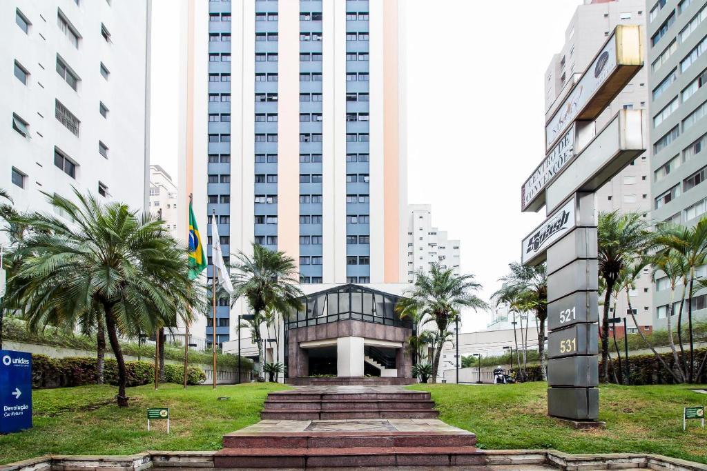 Flat Al Lorena, Jardins com estacionamento grátis, wifi e piscina, São