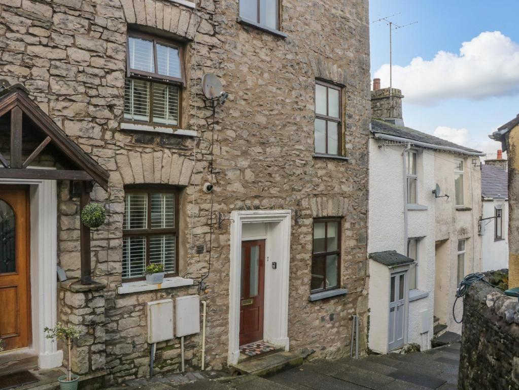 Kendal Cottage, Kendal (updated prices 2024)