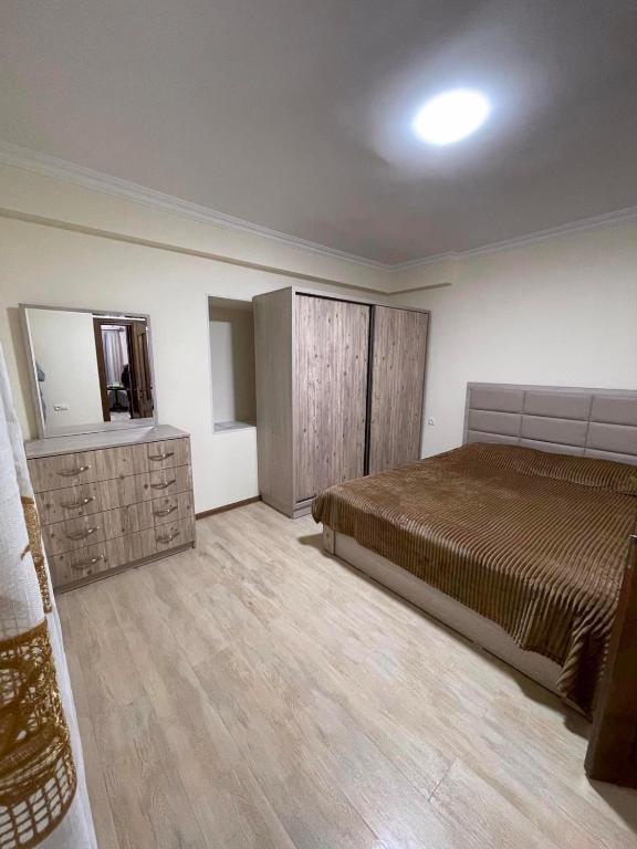 Apartment Monte Cristo, Chʼarentsʼavan, Armenia