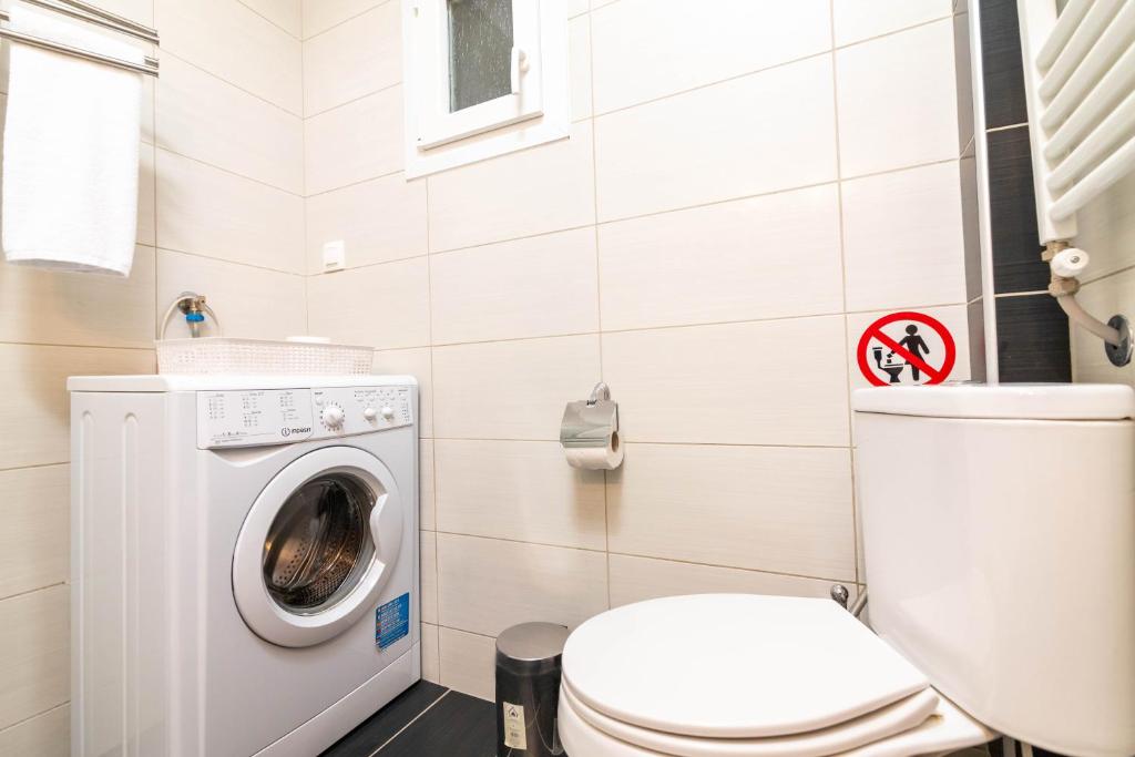 Kúpeľňa v ubytovaní F & B Collection - 2 Bedroom Flat