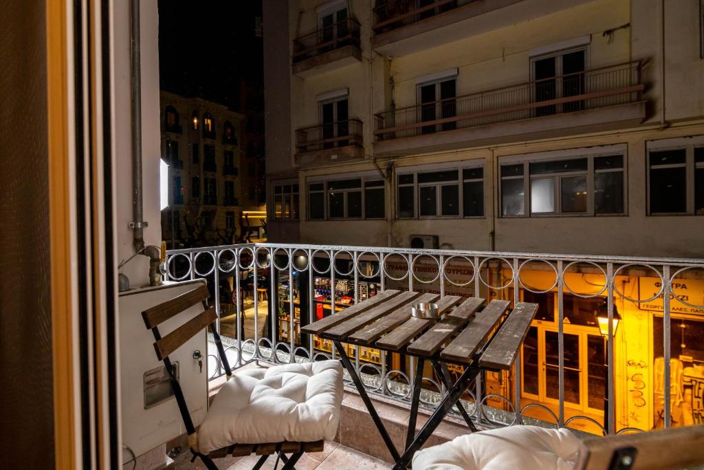 Balkón alebo terasa v ubytovaní F & B Collection - 2 Bedroom Flat